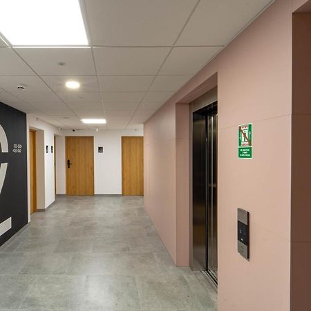 فروتسواف Milo Aparthotel المظهر الخارجي الصورة